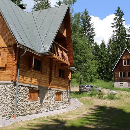 Ziva Pod Babou Horou