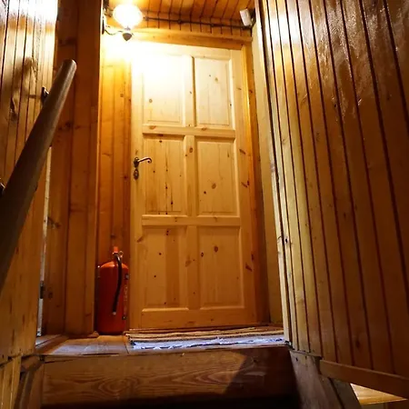 山林小屋 Ziva Pod Babou Horou