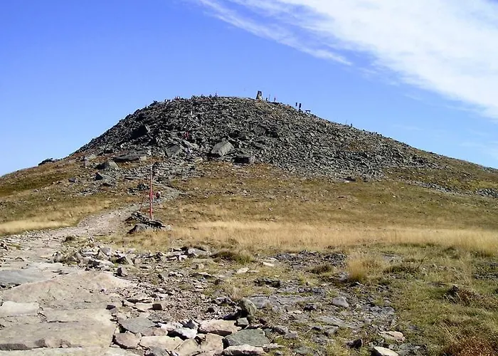 Ziva Pod Babou Horou Orman Evi